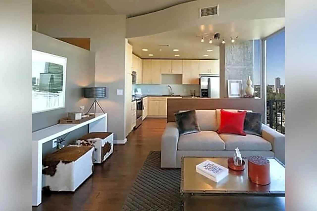 Floyd Curl Dr - Photo 2 of 6