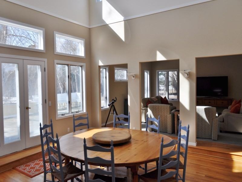 74 Hand Ln - Photo 3 of 8