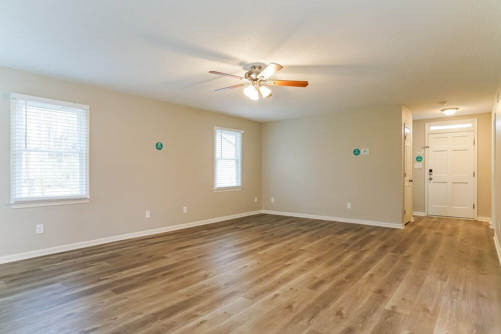 5309 Thistlebrook Ct - Photo 6 of 17