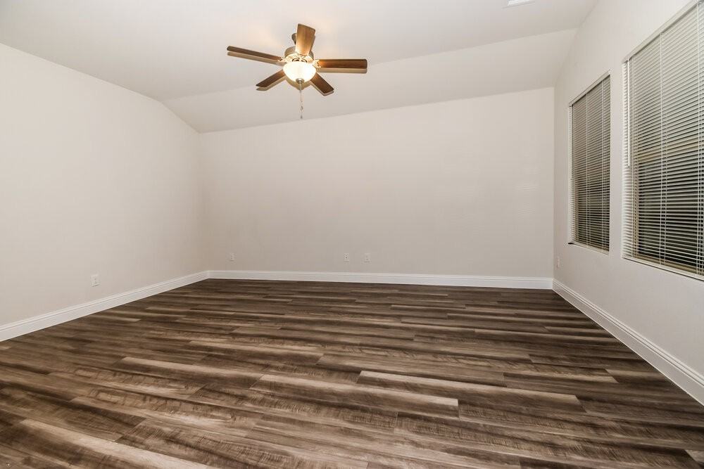 1214 Green Timber Dr - Photo 5 of 16