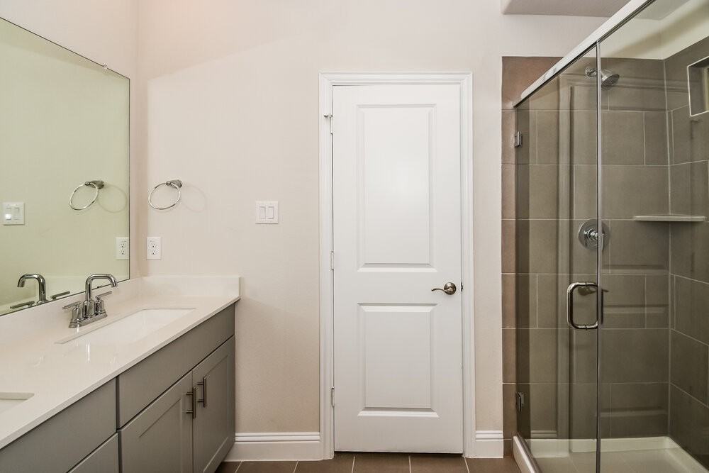 1214 Green Timber Dr - Photo 7 of 16