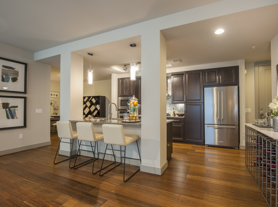 10409 Town & Country Way