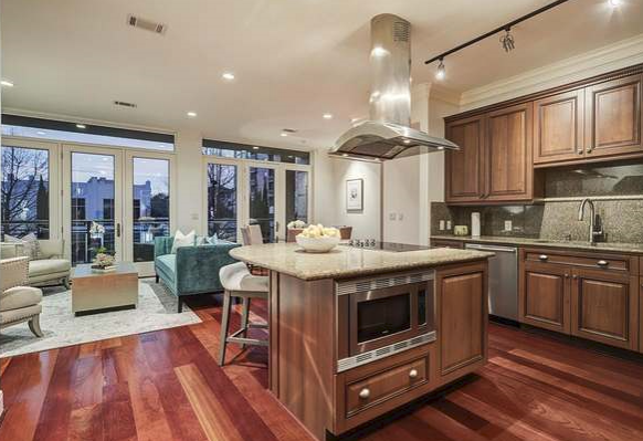 1419 Montrose Boulevard #33041 - Photo 6 of 10