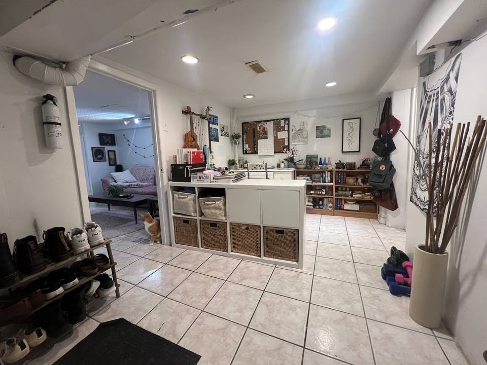 482 Crawford Street - Photo 4 of 19