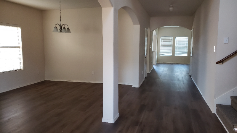 2653 Gardendale Dr - Photo 2 of 13