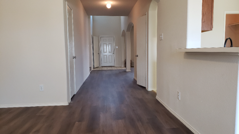 2653 Gardendale Dr - Photo 3 of 13