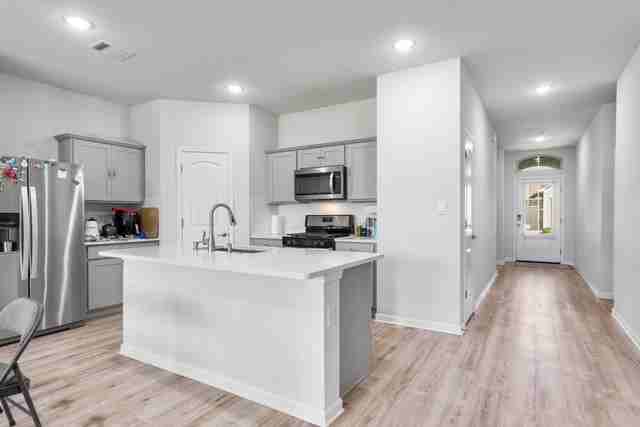 13918 Keever Ave #NA - Photo 6 of 16