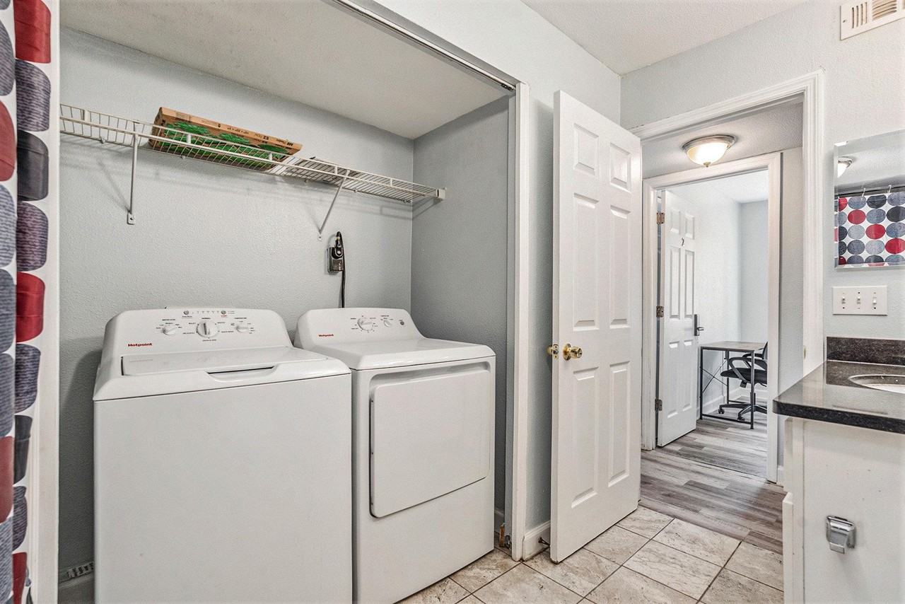 Maydell Dr - Photo 3 of 6