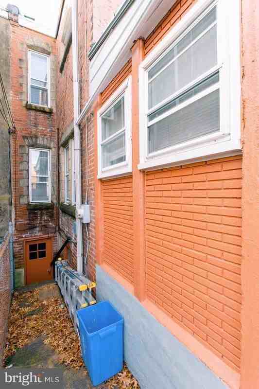 4507 Unruh Ave - Photo 7 of 13
