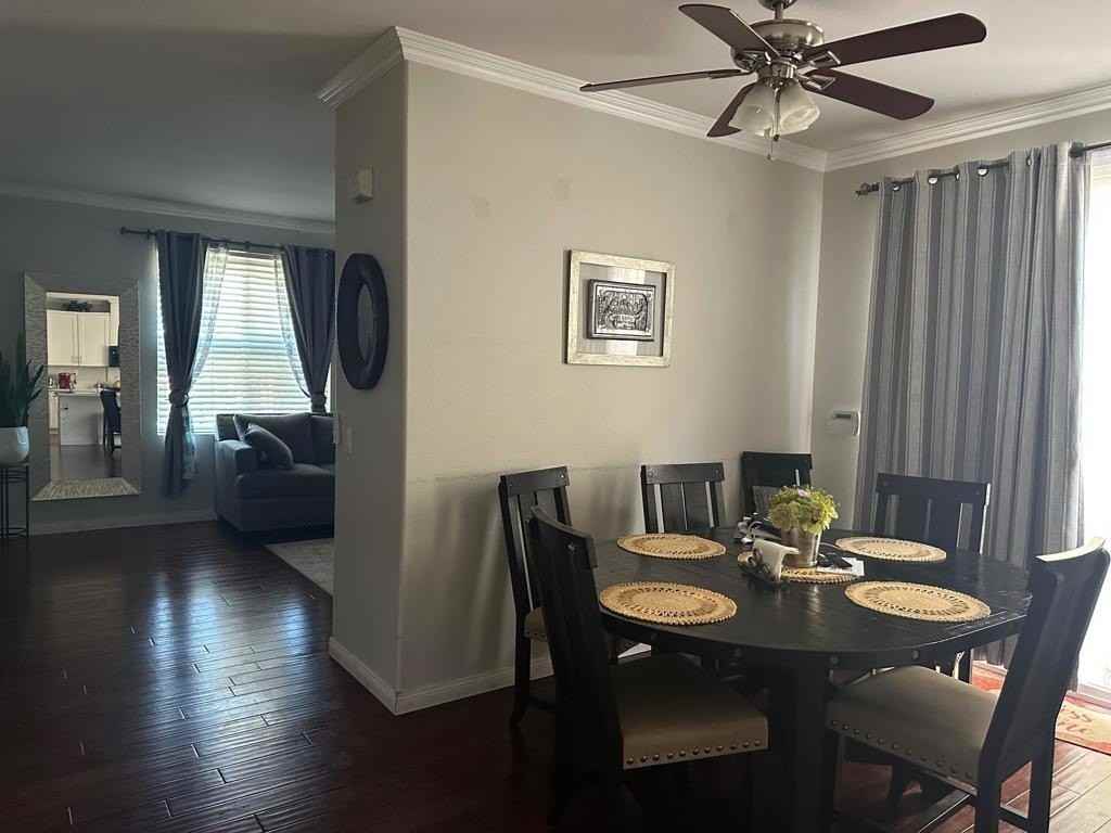 2258 Birds Nest Ln - Photo 2 of 7