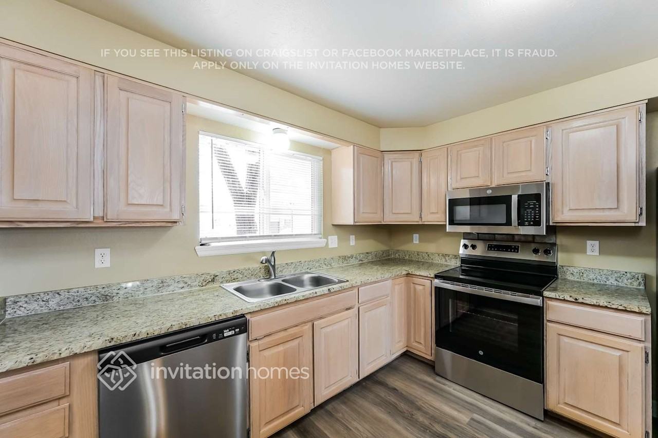 18839 E 16th Pl - Photo 6 of 18