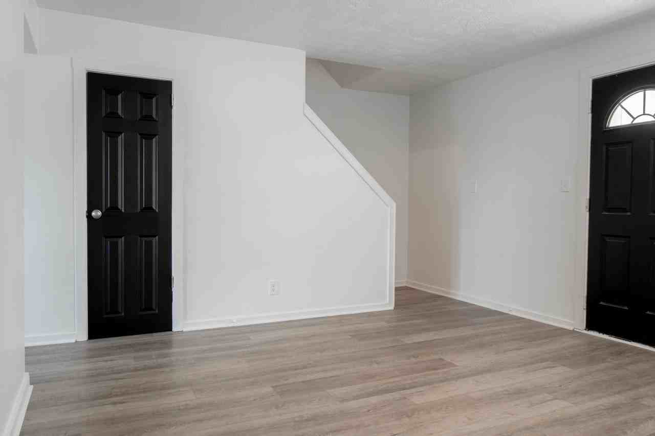 58 58 Midland Heights Circle - Photo 2 of 16