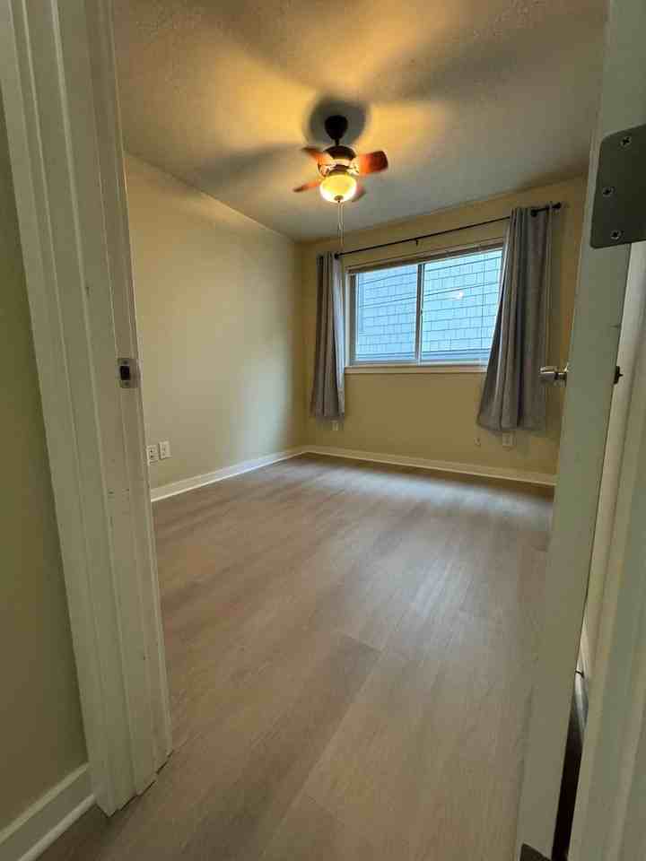 3620 Dayton Ave N - Photo 7 of 9