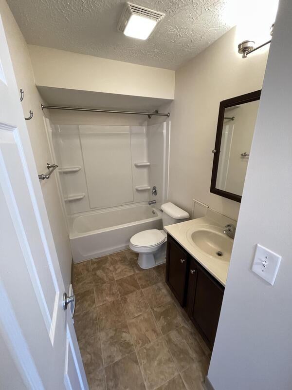 135 Lafayette Rd #145 - Photo 4 of 10