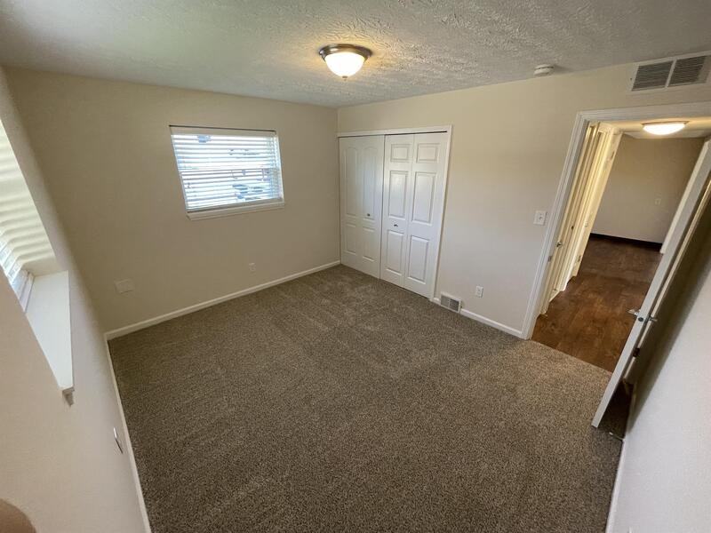 135 Lafayette Rd #145 - Photo 7 of 10