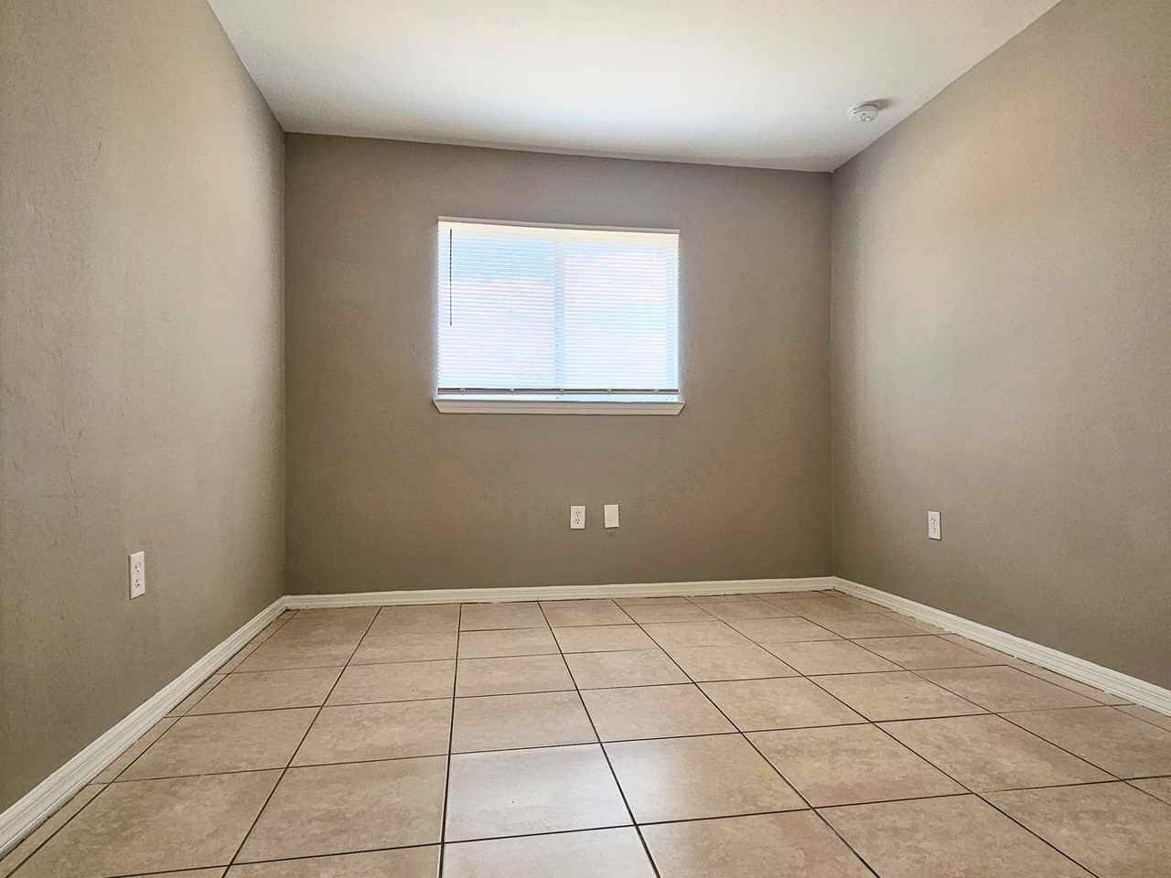 809 Alabama Rd S - Photo 5 of 21