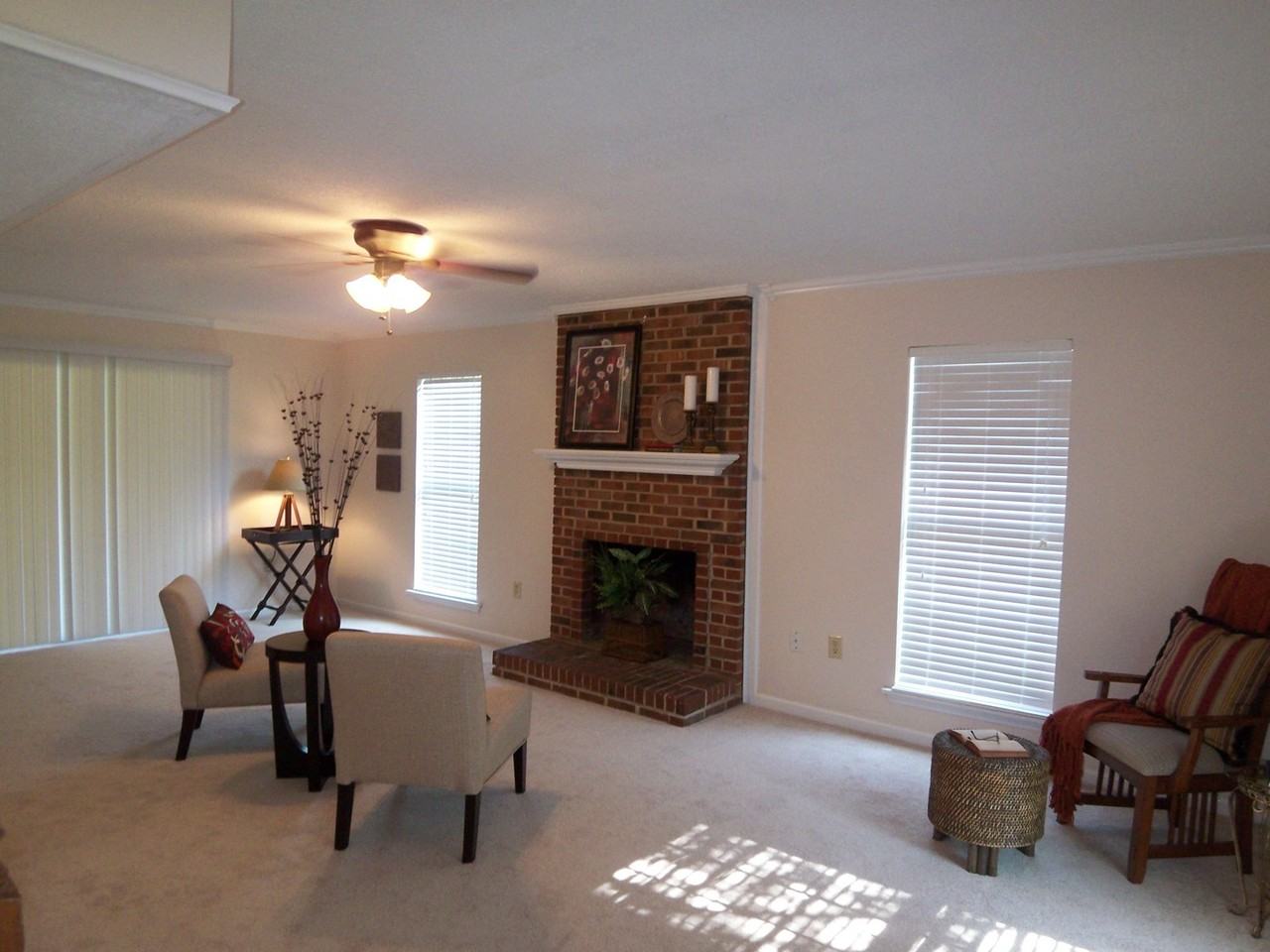 4307 Claybury Ct - Photo 2 of 12