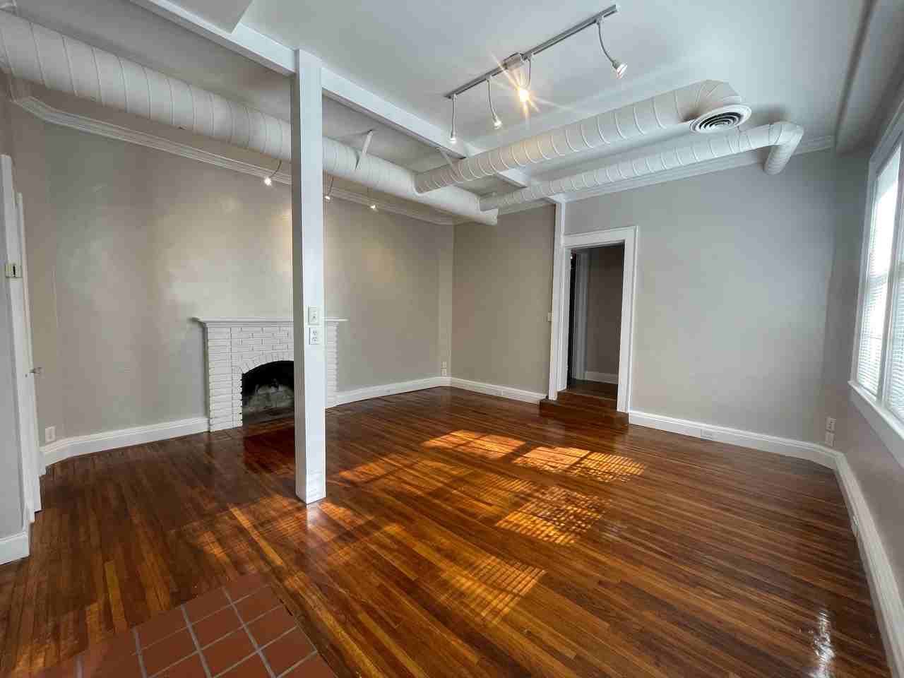 316 Caplewood Drive - Photo 2 of 19