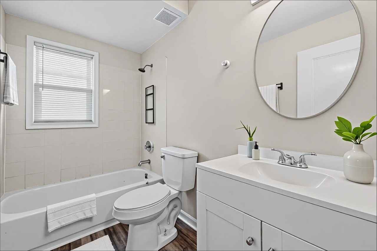 2607 Cedarhurst Drive - Photo 3 of 6