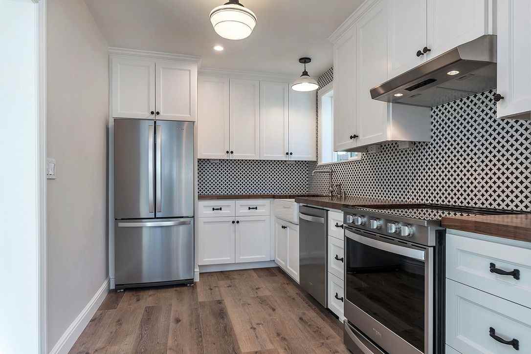 1700 Cedar St - Photo 3 of 4