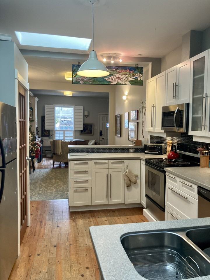 38 St Paul St - Photo 3 of 9