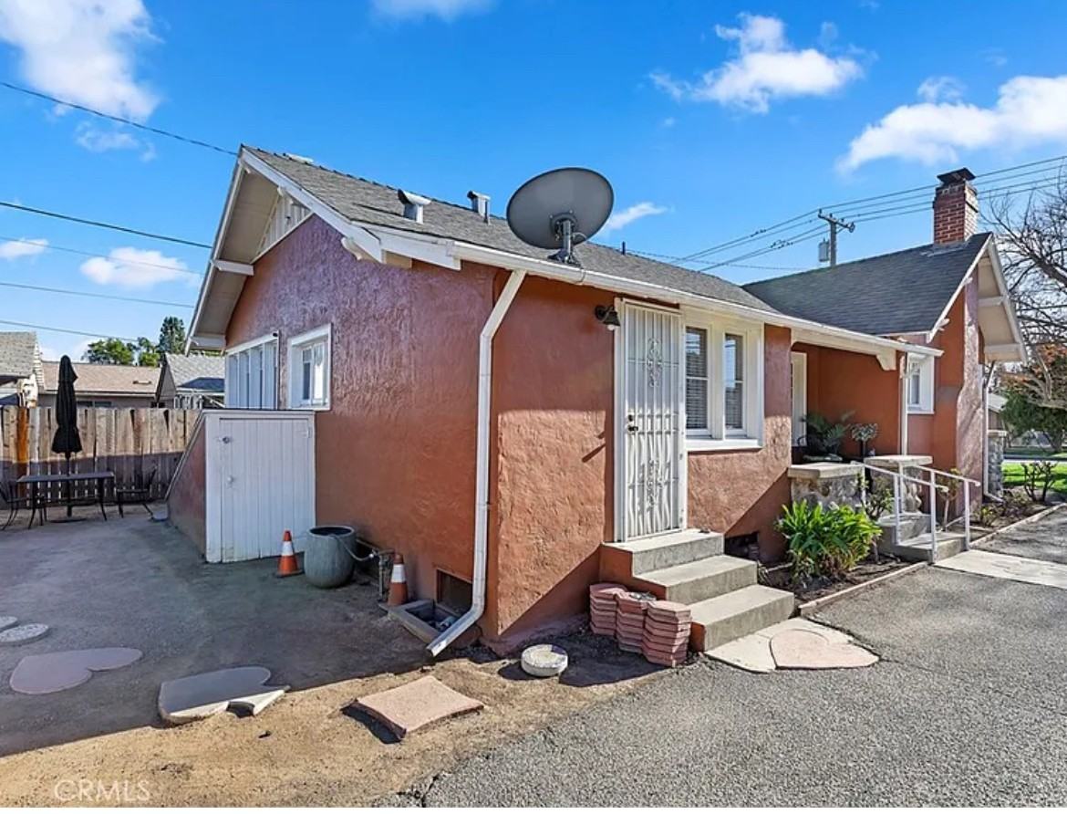 4581 Bandini Ave #NA - Photo 2 of 9