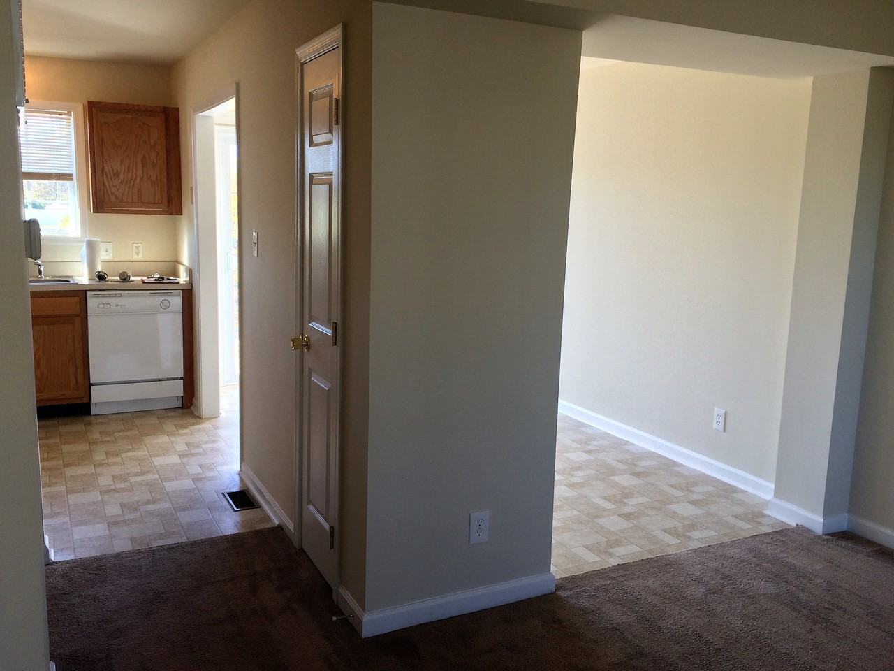 28 Silas Ct #NA - Photo 5 of 11