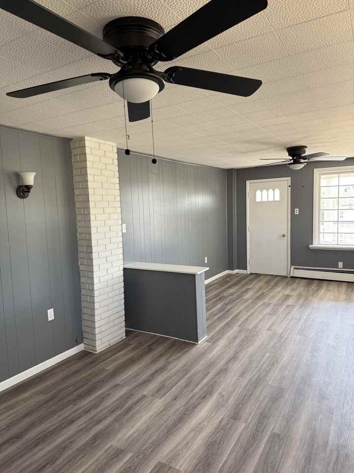 409 E Warsaw St #409 - Photo 3 of 10