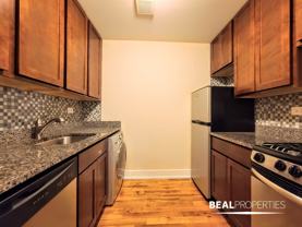 530 W Surf St - Photo 1 of 1