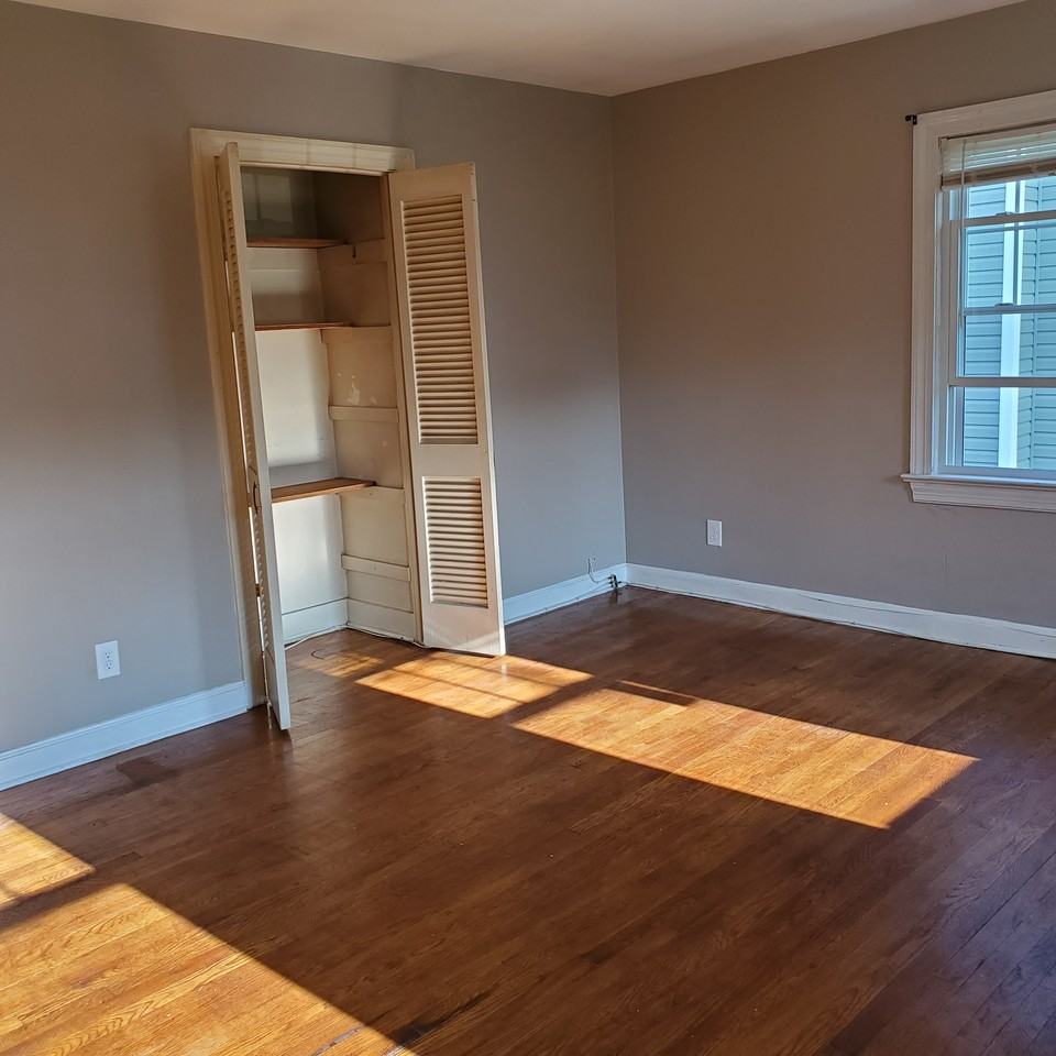 42 Harris Ave #2 - Photo 3 of 17