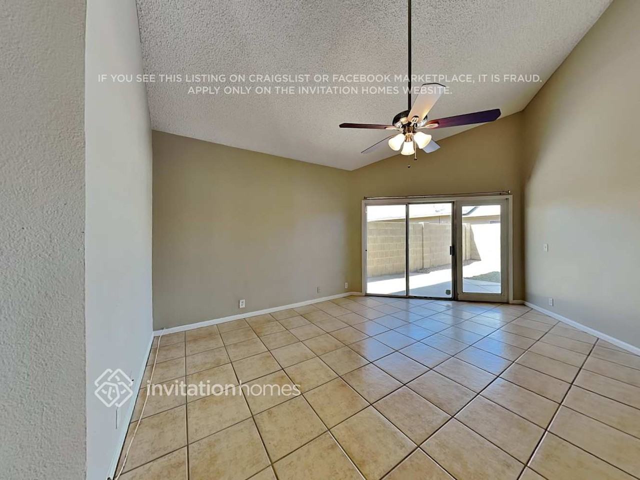 11324 N 81st Dr - Photo 3 of 15