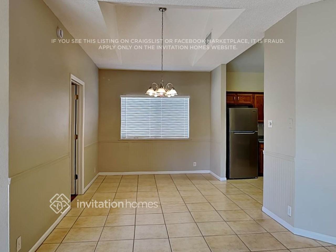 11324 N 81st Dr - Photo 4 of 15