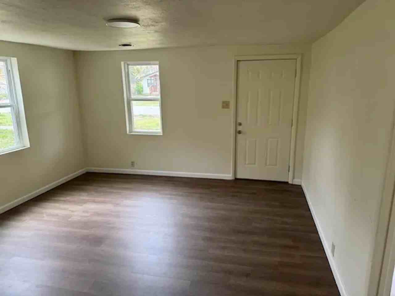 220 N Ohio St - Photo 6 of 19