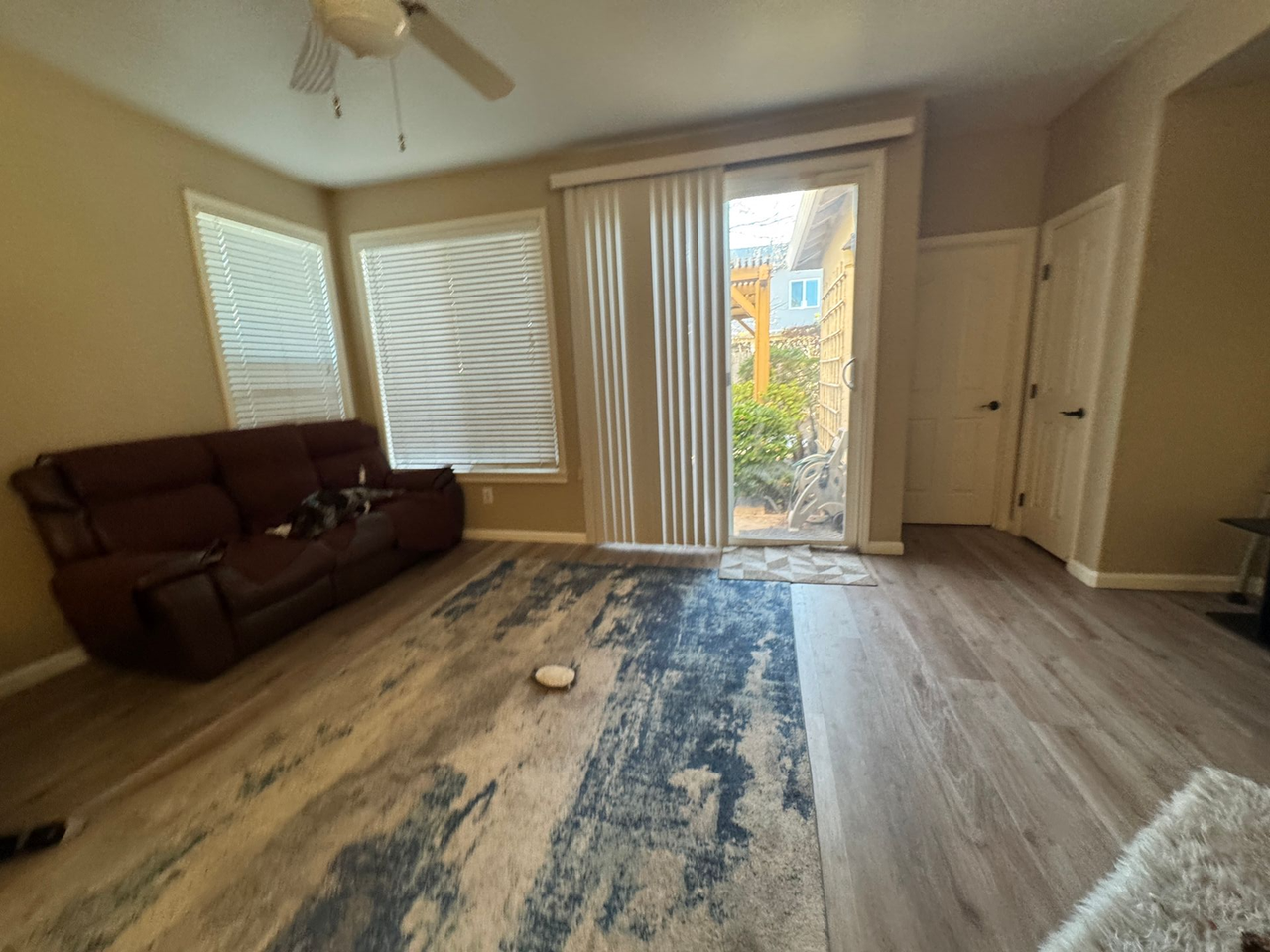 1822 Itasca Ave - Photo 3 of 9