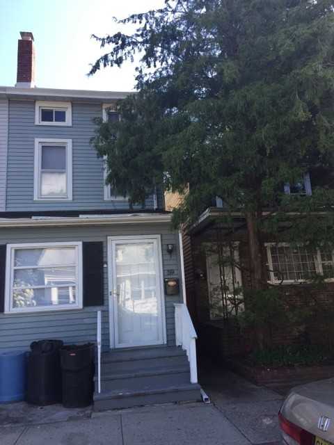 59 Lafayette Avenue - Photo 2 of 3