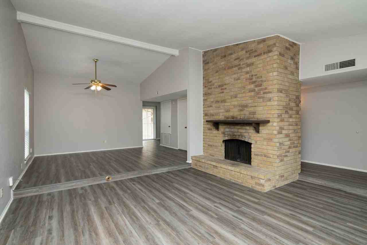 524 White Oak St - Photo 4 of 19