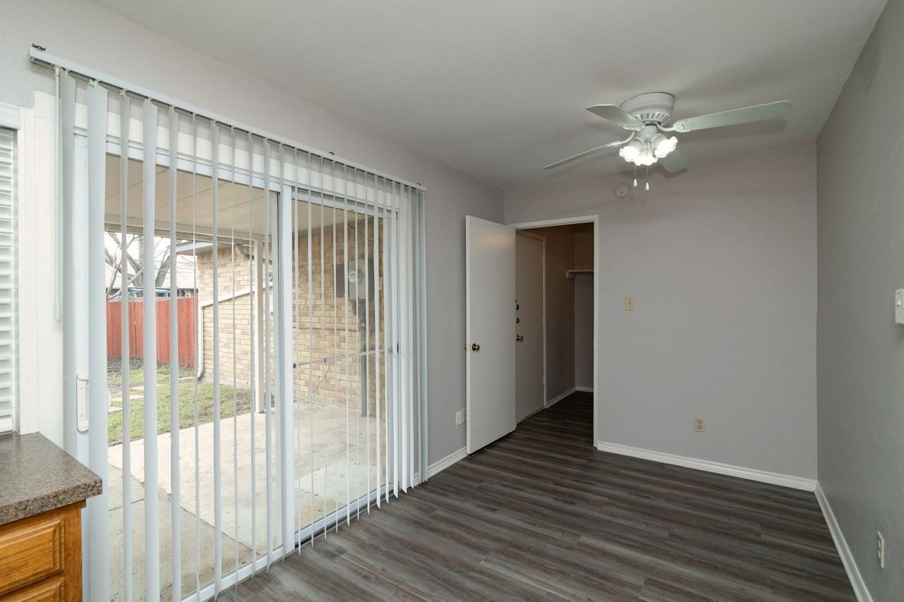 524 White Oak St - Photo 7 of 19