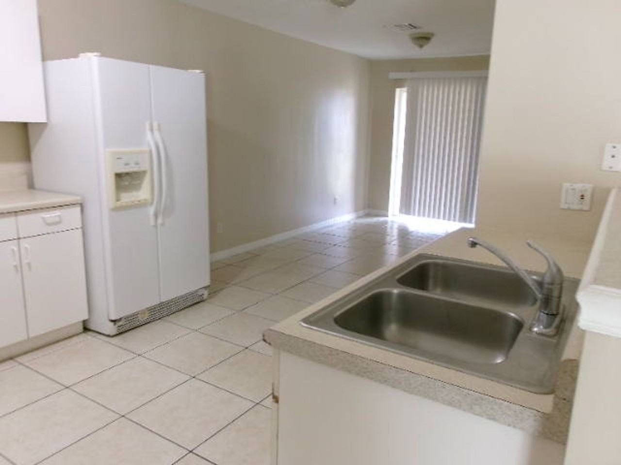 2821 Santa Barbara Blvd - Photo 6 of 8
