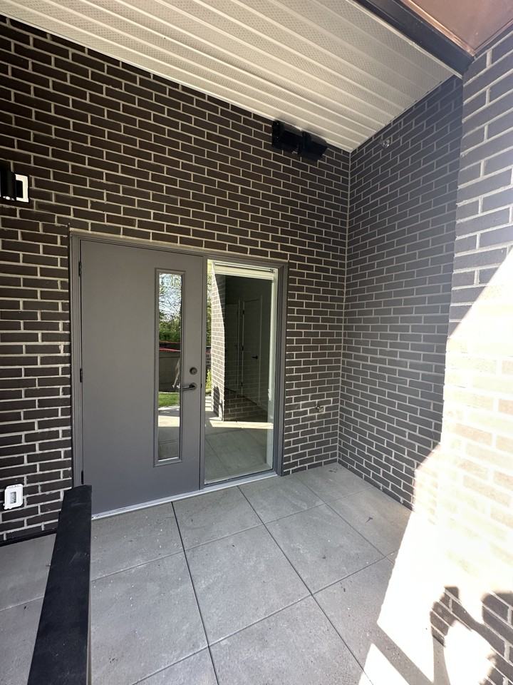 19577 65B Avenue #209 - Photo 3 of 25