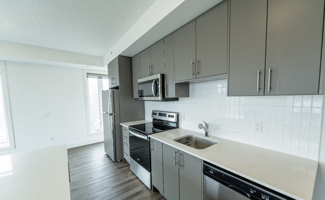 107 Roger Street #109 - Photo 3 of 15