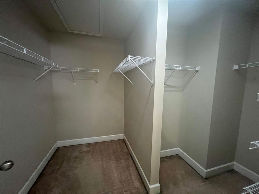 1654 Woodbridge Ln Ne #1 - Photo 3 of 10