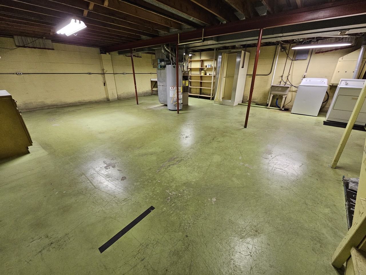 452 S Yarrow St - Photo 3 of 44