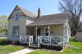 629 7th Ave N - Photo 1 of 1