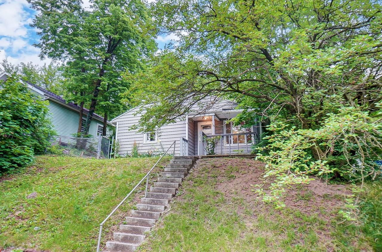 314 Sheridan Ave - Photo 4 of 25