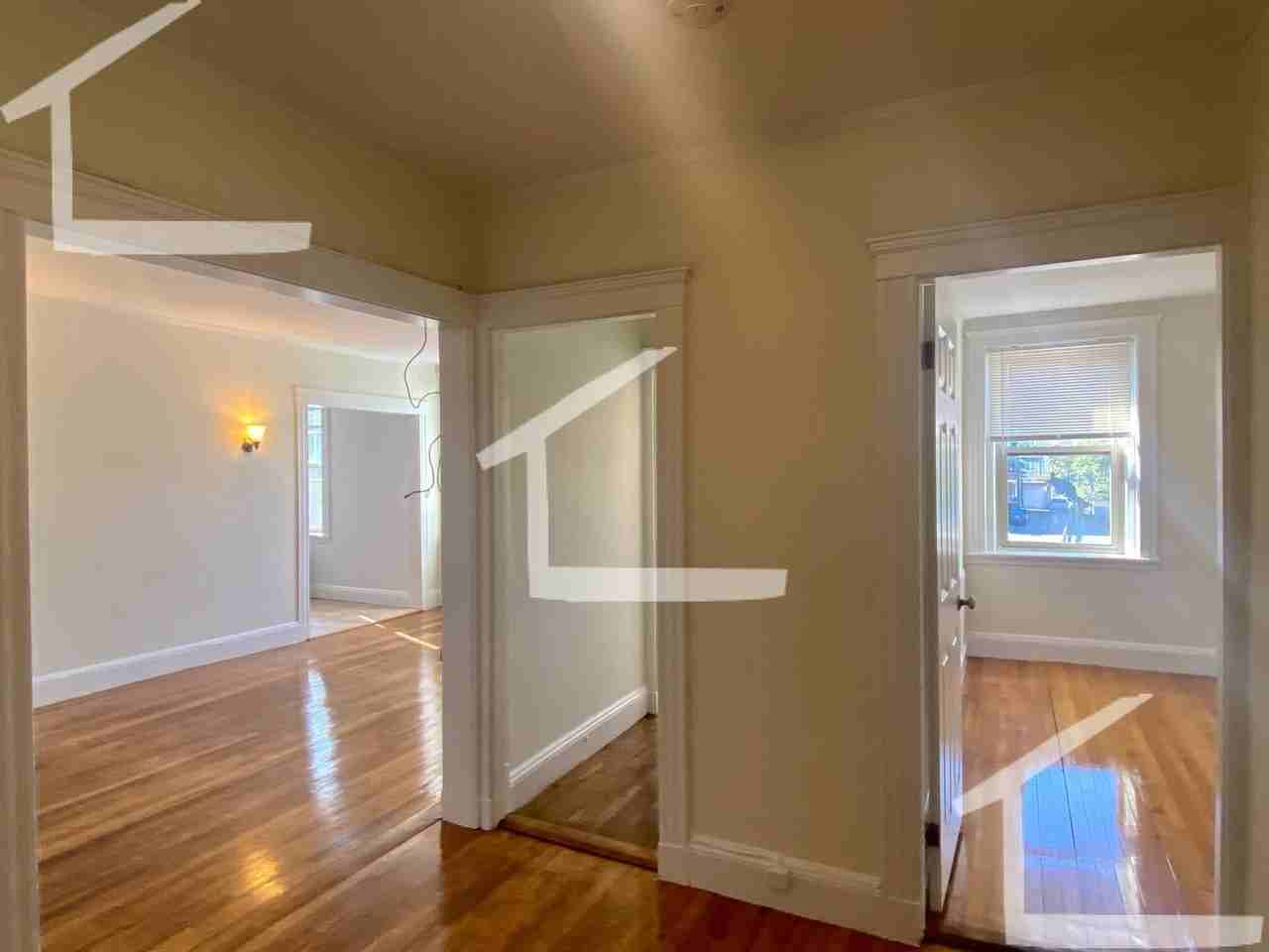 1856 Commonwealth Ave - Photo 4 of 7