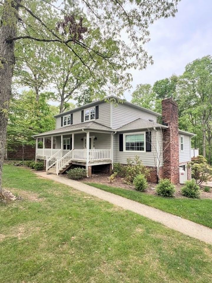 118 Guffey Ter - Photo 2 of 42