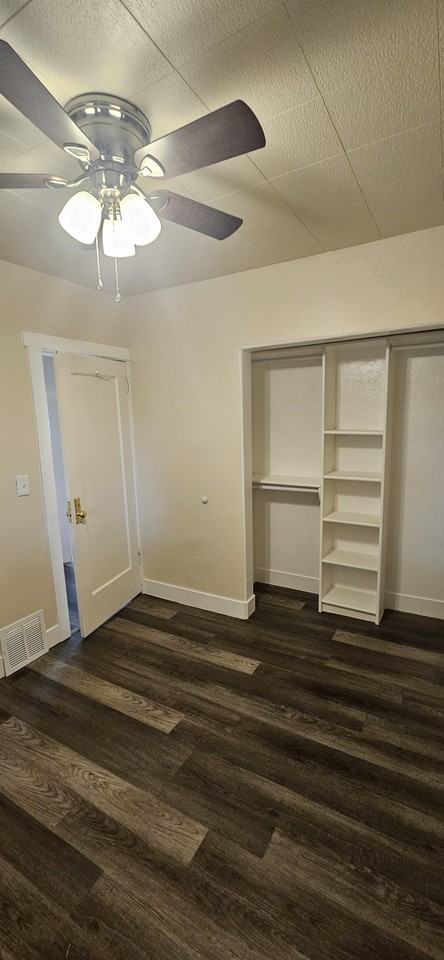 916 W 300 N #NA - Photo 5 of 11