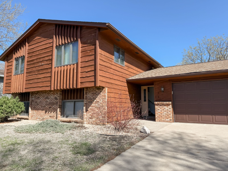 1108 76th Ave N - Photo 2 of 20