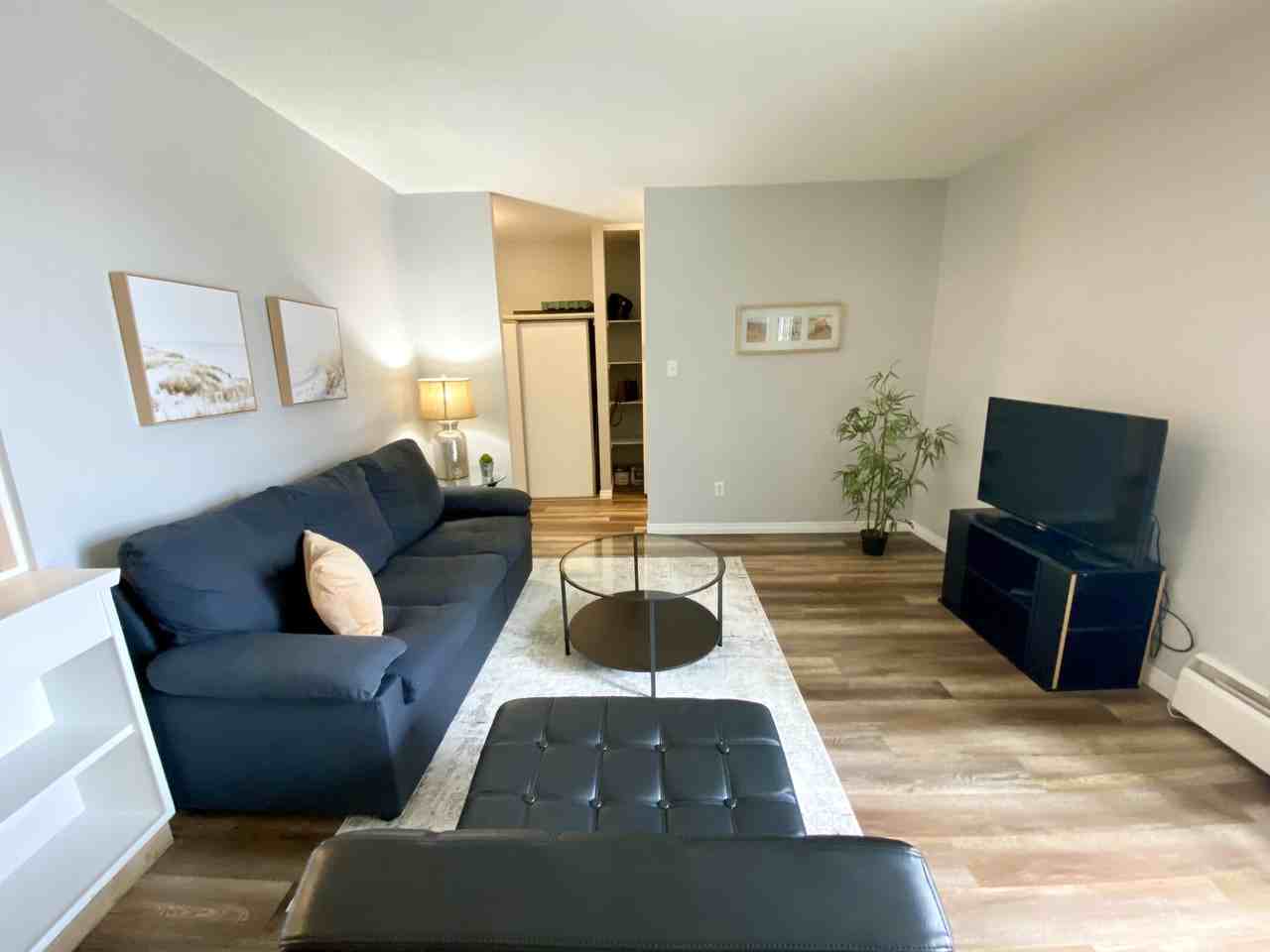 103 #E - Photo 3 of 18