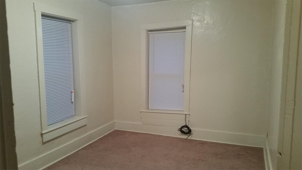 700 N 6th St - Photo 2 of 11